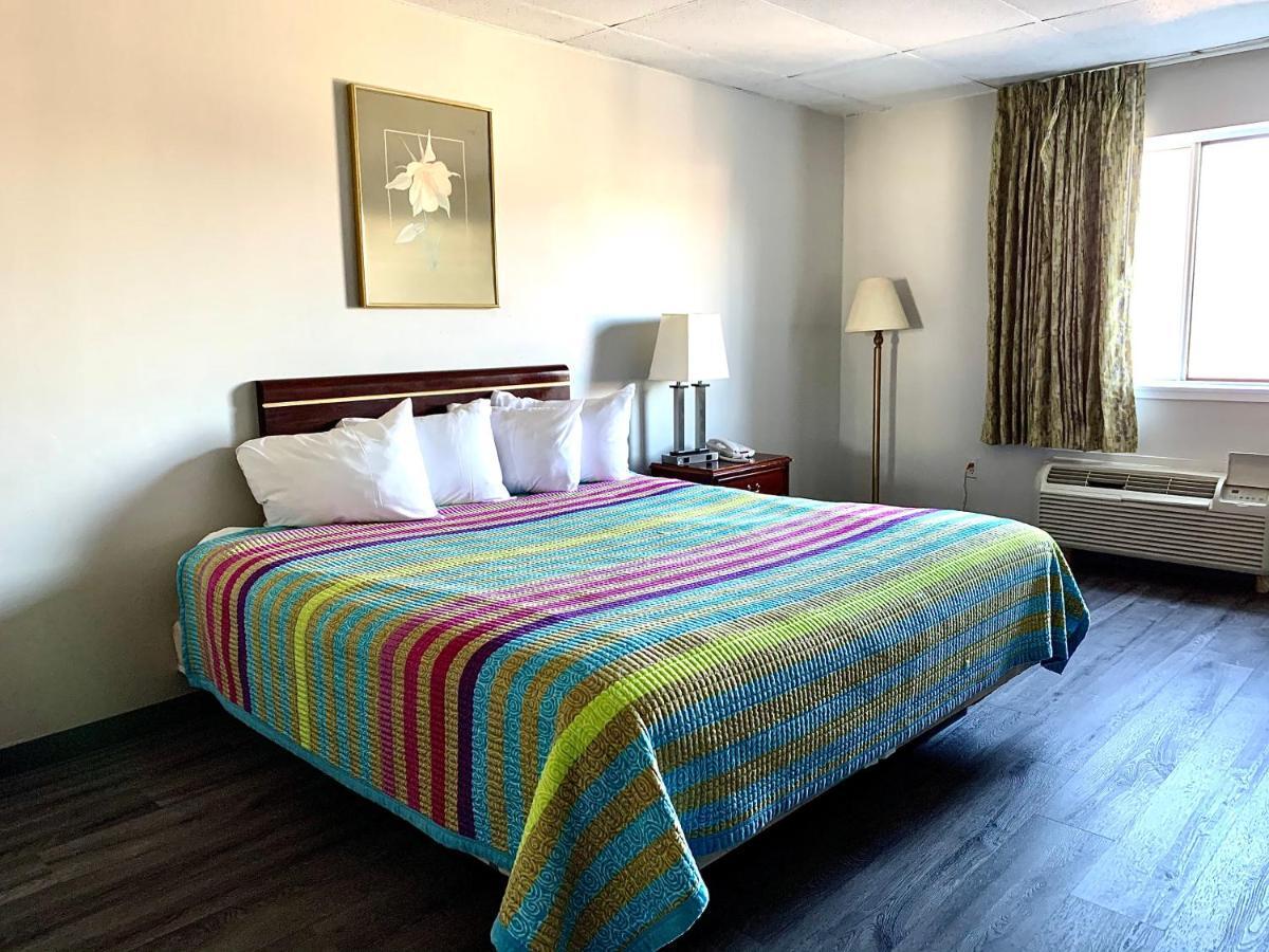 Tappan Zee Hotel Motel